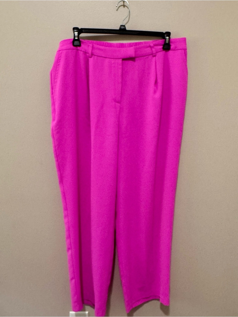 Vibrant Fuchsia Double-Breasted Blazer with Matching Trousers - Picture 3 of 3
